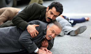 Karadayı 35.bölümden - Seni Uzaktan Sevmek GEVEZE AHMET VURULDU
